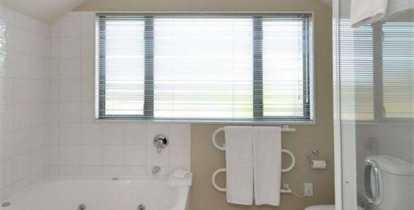 Stable upstairs bathroom